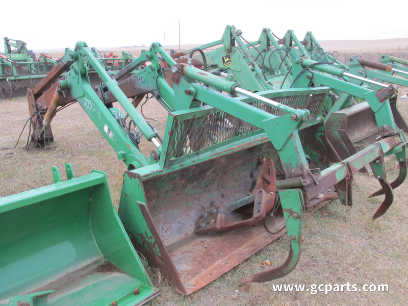 741 LOADER 8FT W/ GRAPPLE